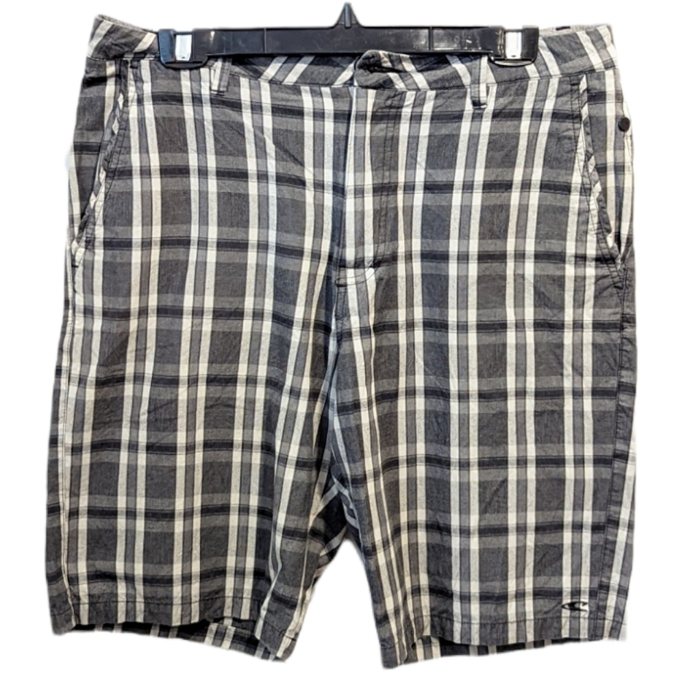 O’NEILL grey plaid bermuda shorts sz 32